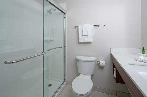Holiday Inn Express Seattle - Sea-Tac Airport an IHG Hotel - image 36