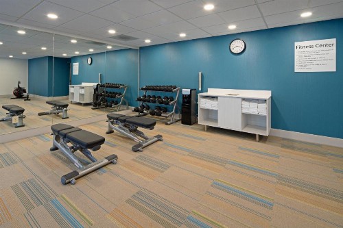 Holiday Inn Express Seattle - Sea-Tac Airport an IHG Hotel - image 40