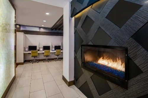 Crowne Plaza Seattle an IHG Hotel - image 36