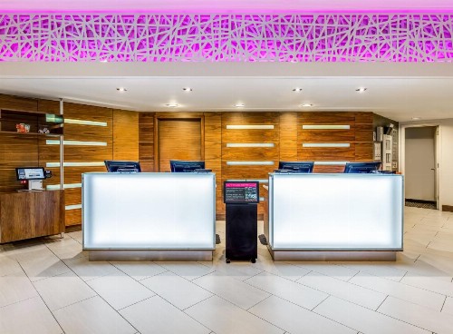 Crowne Plaza Seattle an IHG Hotel - image 7