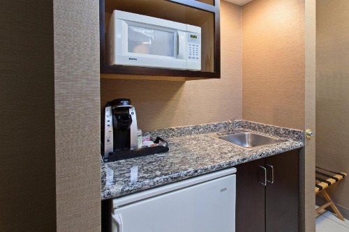 Holiday Inn Seattle DWTN Lake Union an IHG Hotel - image 29