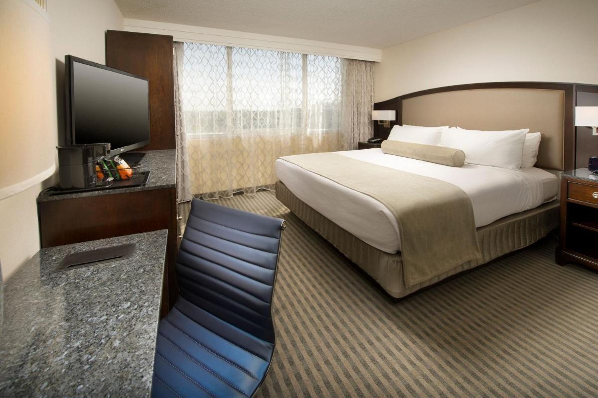 Crowne Plaza Seattle Airport an IHG Hotel - image 5
