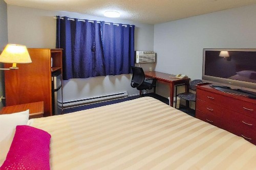 Rodeway Inn Seatac - image 11