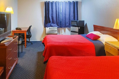 Rodeway Inn Seatac - image 5