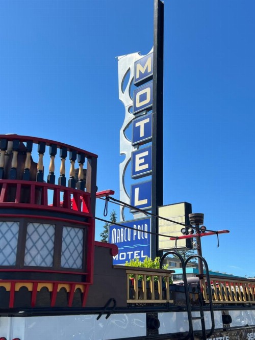 Marco Polo Motel - image 13