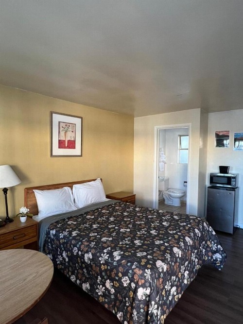Marco Polo Motel - image 8