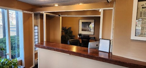 Columbus Motor Inn - image 39