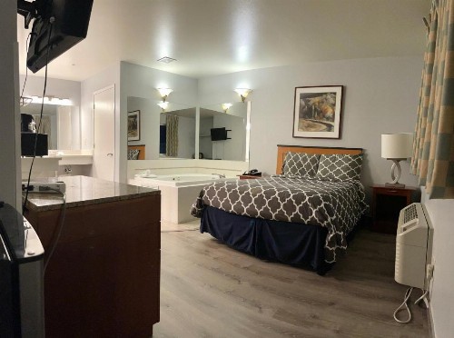 Americas Best Value Inn-Shoreline - image 11