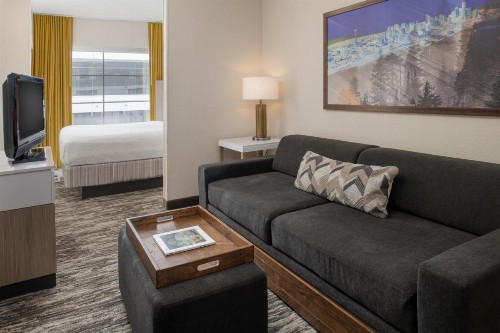 SpringHill Suites Seattle Downtown - image 31