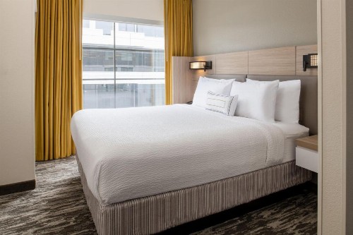 SpringHill Suites Seattle Downtown - image 33