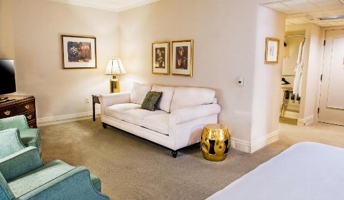Mayflower Park Hotel - image 46
