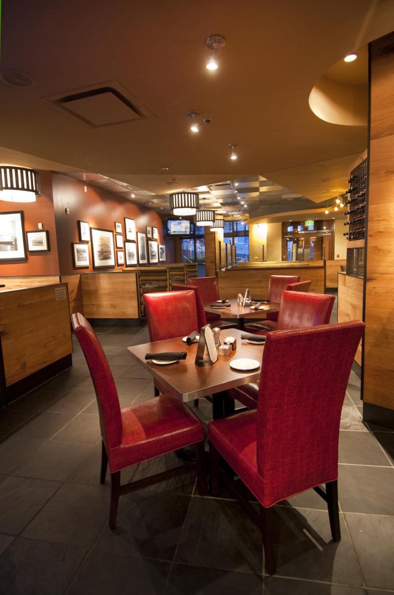 Silver Cloud Hotel - Seattle Broadway - image 3