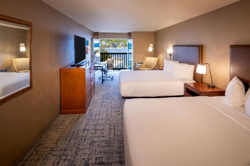 Silver Cloud Inn - Seattle Lake Union - image 2