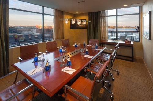 Silver Cloud Hotel - Seattle Stadium - image 9