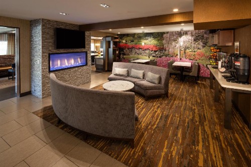 Silver Cloud Hotel - Seattle University of Washington District - image 3