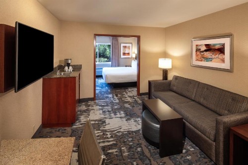 Silver Cloud Hotel - Seattle University of Washington District - image 5