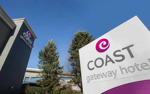 Coast Gateway Hotel - image 40