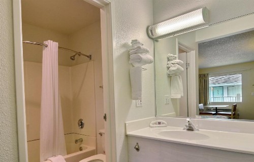 Motel 6-Seattle WA - South - image 19