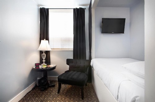 Ballard Inn - image 23
