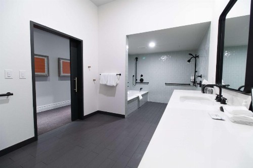 The Alexis Royal Sonesta Hotel - image 15