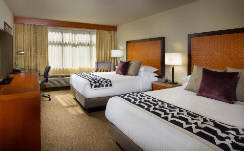 The Paramount Hotel - image 15
