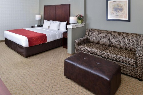 Comfort Suites Airport Tukwila Seattle - image 26