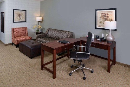 Comfort Suites Airport Tukwila Seattle - image 41