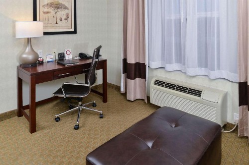 Comfort Suites Airport Tukwila Seattle - image 43