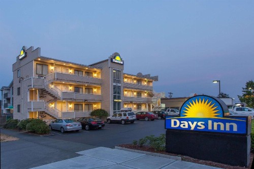 Days Inn by Wyndham Seattle North of Downtown
