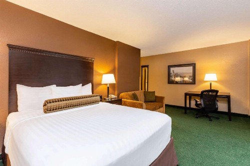 La Quinta by Wyndham Seattle Downtown - image 11