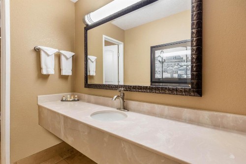 La Quinta by Wyndham Seattle Downtown - image 30