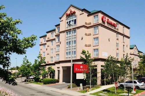 Ramada By Wyndham Seatac Airport North