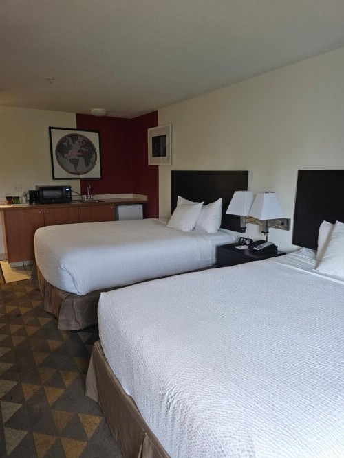 Ramada by Wyndham SeaTac Airport - image 11
