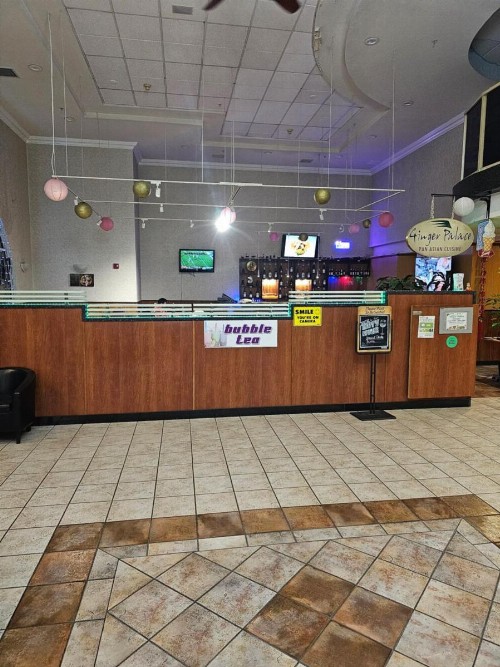 Ramada by Wyndham SeaTac Airport - image 4