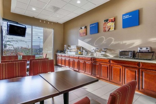Comfort Inn & Suites Seattle North - image 13