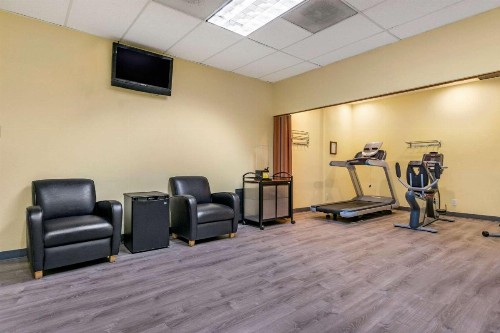 Comfort Inn & Suites Seattle North - image 3