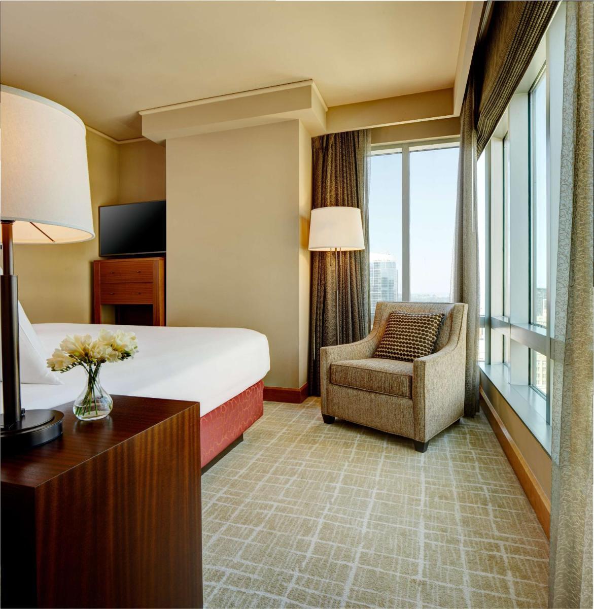 Grand Hyatt Seattle - image 7