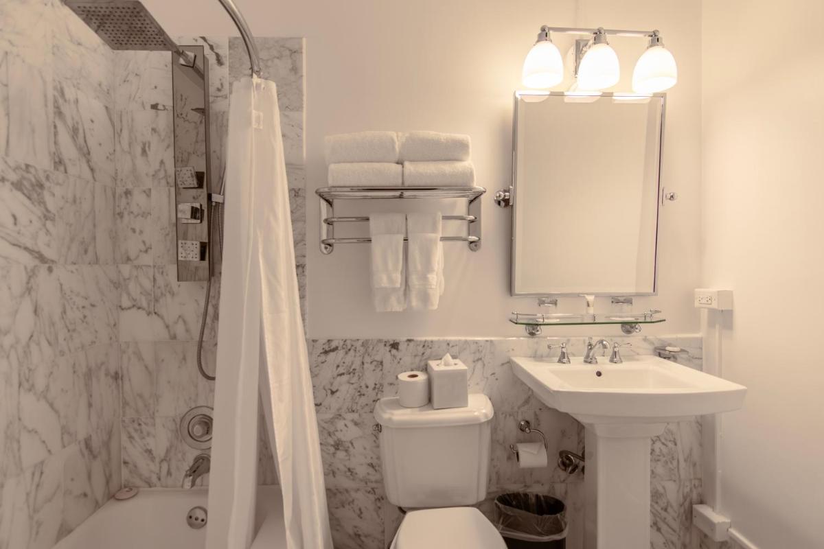 Hotel Sorrento - image 4