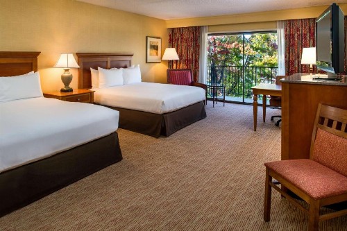DoubleTree by Hilton Seattle Airport - image 16
