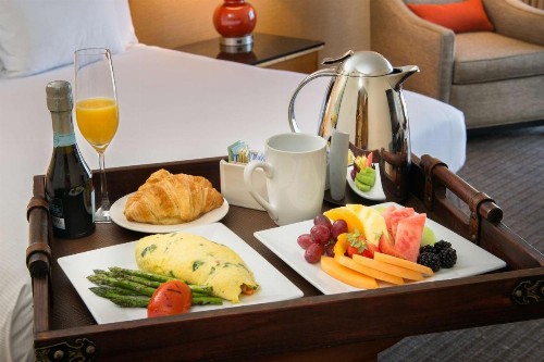 DoubleTree by Hilton Seattle Airport - image 27