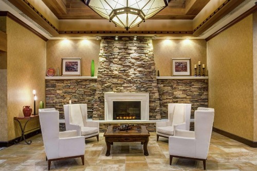 DoubleTree by Hilton Seattle Airport - image 3