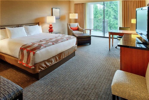DoubleTree by Hilton Seattle Airport - image 37