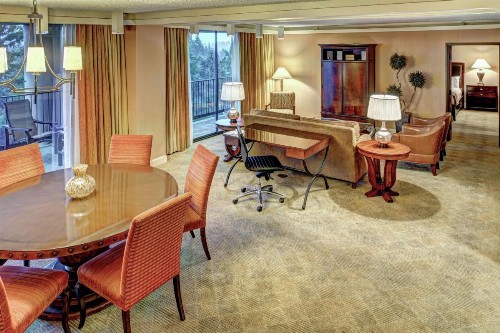 DoubleTree by Hilton Seattle Airport - image 38