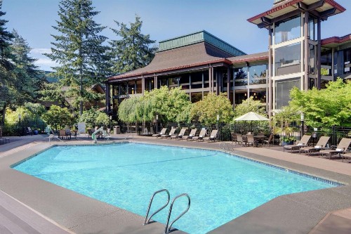 DoubleTree by Hilton Seattle Airport - image 4