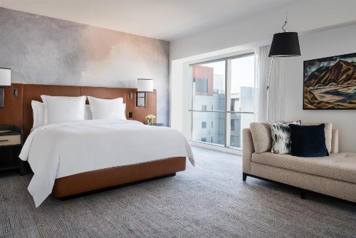 Four Seasons Hotel Seattle - image 10