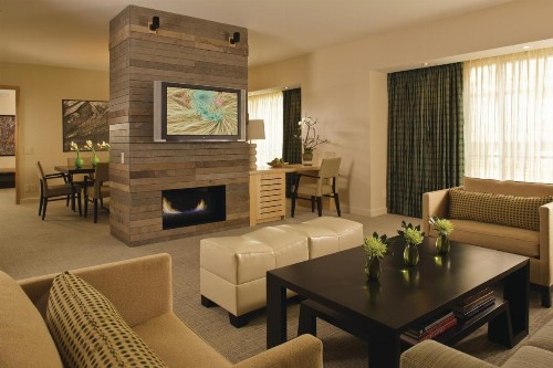 Four Seasons Hotel Seattle - image 21