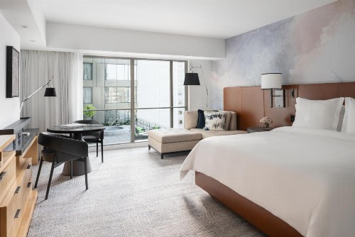 Four Seasons Hotel Seattle - image 5