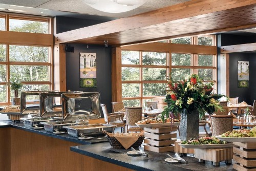 Cedarbrook Lodge - image 4