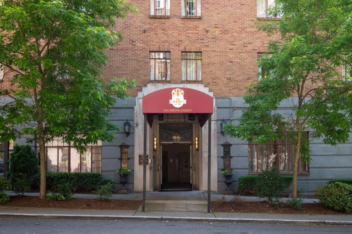 The Baroness Hotel - main image