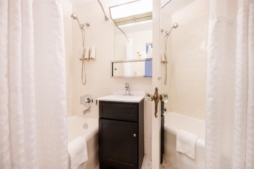 The Baroness Hotel - image 37